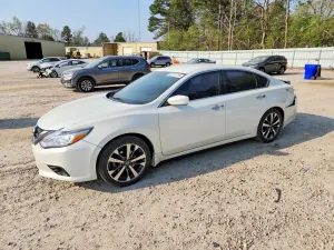 Nissan Altima 2.5L 4 2017
