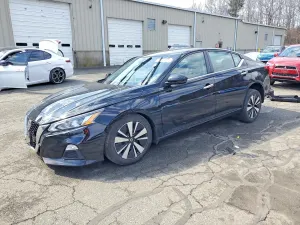 Nissan Altima 2.5L 4 2022