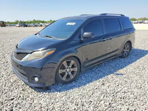 Toyota Sienna 3.5L 6 2015