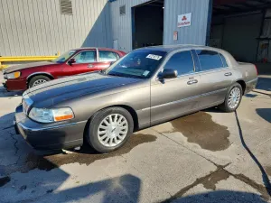 Lincoln Town Car 4.6L 8 2003