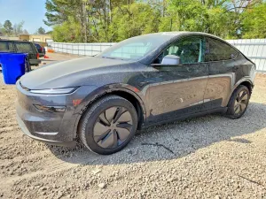 Tesla Model Y 2026
