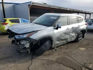 Toyota Highlander 3.5L 6 2020