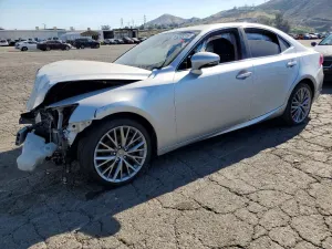 Lexus IS 2.5L 6 2015