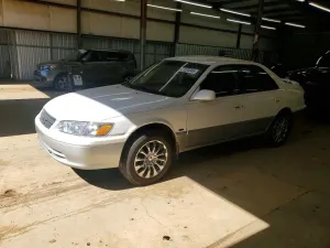 Toyota Camry 2.2L 4 2001