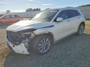 Infiniti QX50 2.0L 4 2019