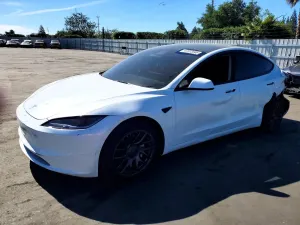 Tesla Model 3 2025