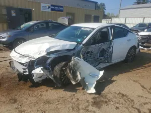 Nissan Altima 2.5L 4 2025