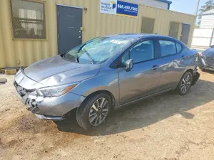 Nissan Versa 1.6L 4 2025