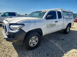 Toyota Tacoma 2.7L 4 2020
