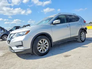 Nissan Rogue 2.5L 4 2020