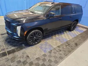 Cadillac Escalade 6.2L 8 2025