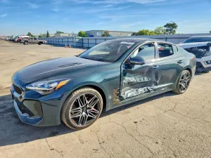Kia Stinger 3.3L 6 2022