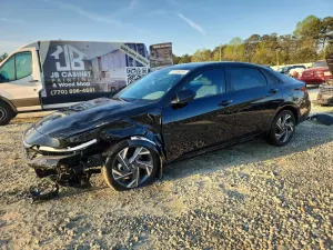 Hyundai Elantra 2.0L 4 2025