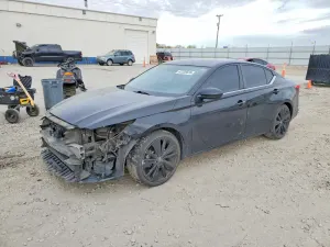 Nissan Altima 2.5L 4 2019