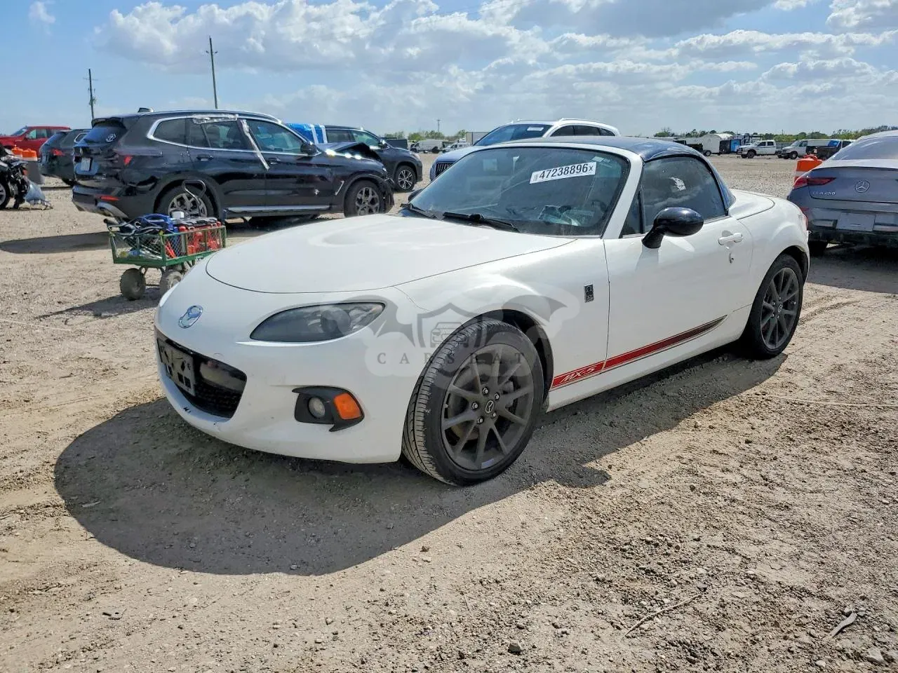 Mazda MX-5 (Miata) 2.0L 4 2015