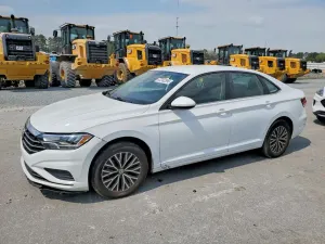 Volkswagen Jetta 1.4L 4 2021