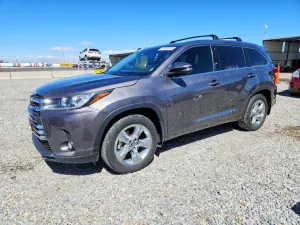 Toyota Highlander 3.5L 6 2017