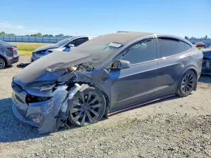 Tesla Model X 2022