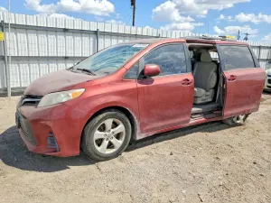 Toyota Sienna 3.5L 6 2018