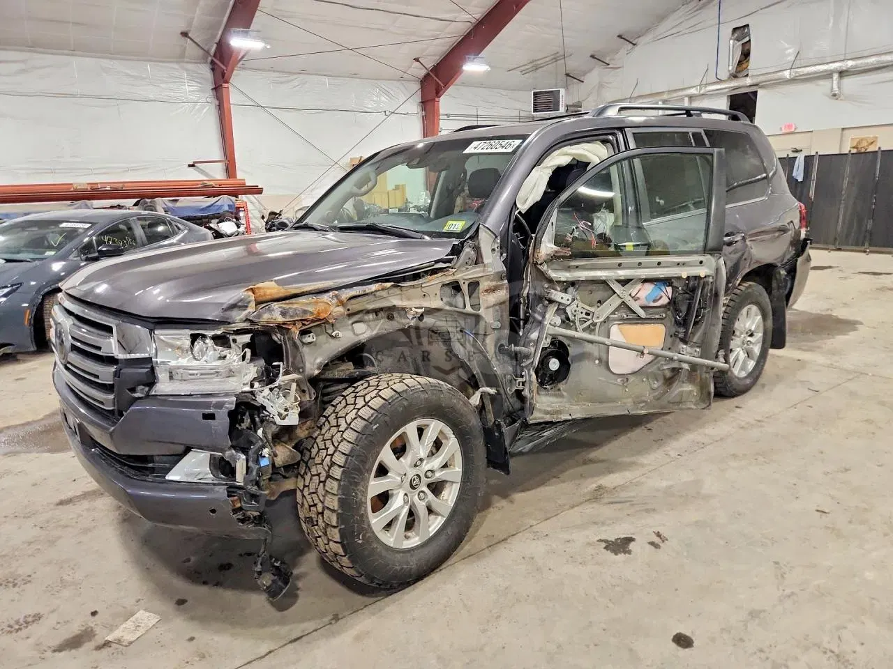 Toyota Land Cruiser 5.7L 8 2018