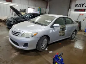 Toyota Corolla 1.8L 4 2013