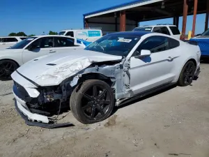 Ford Mustang 5.0L 8 2019