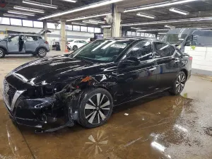 Nissan Altima 2.5L 4 2022