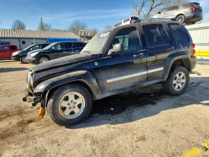 Jeep Liberty 3.7L 6 2005