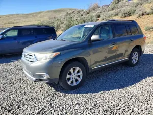 Toyota Highlander 3.5L 6 2013