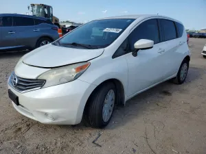 Nissan Versa 1.6L 4 2015
