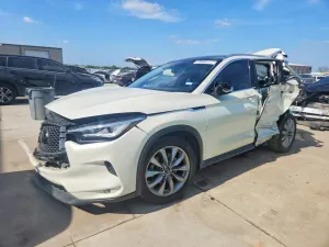 Infiniti QX50 2.0L 4 2020