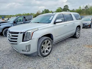 Cadillac Escalade 6.2L 8 2015