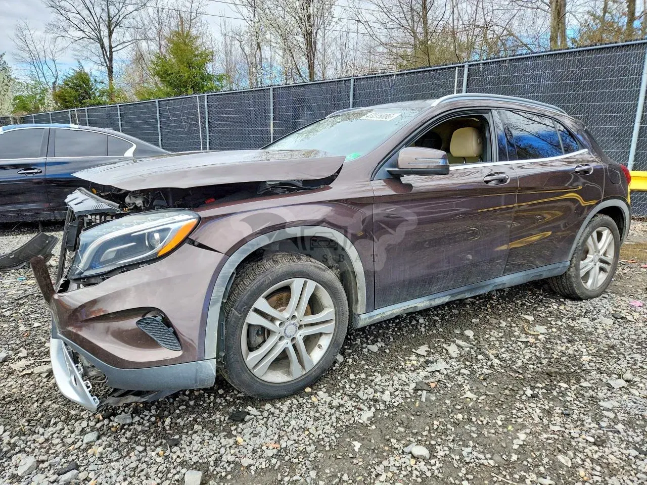 Mercedes-Benz GLA 2.0L 4 2015