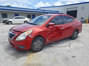 Nissan Versa 1.6L 4 2016