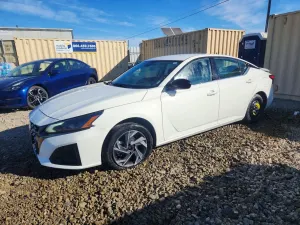 Nissan Altima 2.5L 4 2025