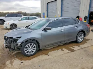 Nissan Altima 2.5L 4 2015