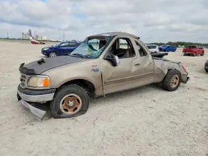 Ford F-150 4.6L 8 2001