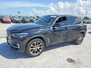 BMW X5 3.0L 6 2023