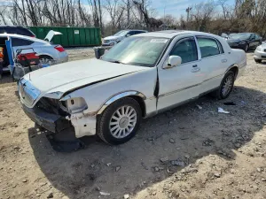 Lincoln Town Car 4.6L 8 2005