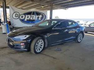 Tesla Model S 2016