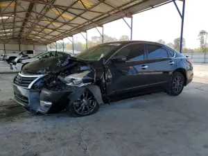 Nissan Altima 2.5L 4 2015