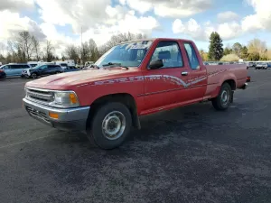 Toyota Hilux 2.4L 4 1989