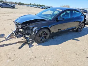 Tesla Model 3 2025