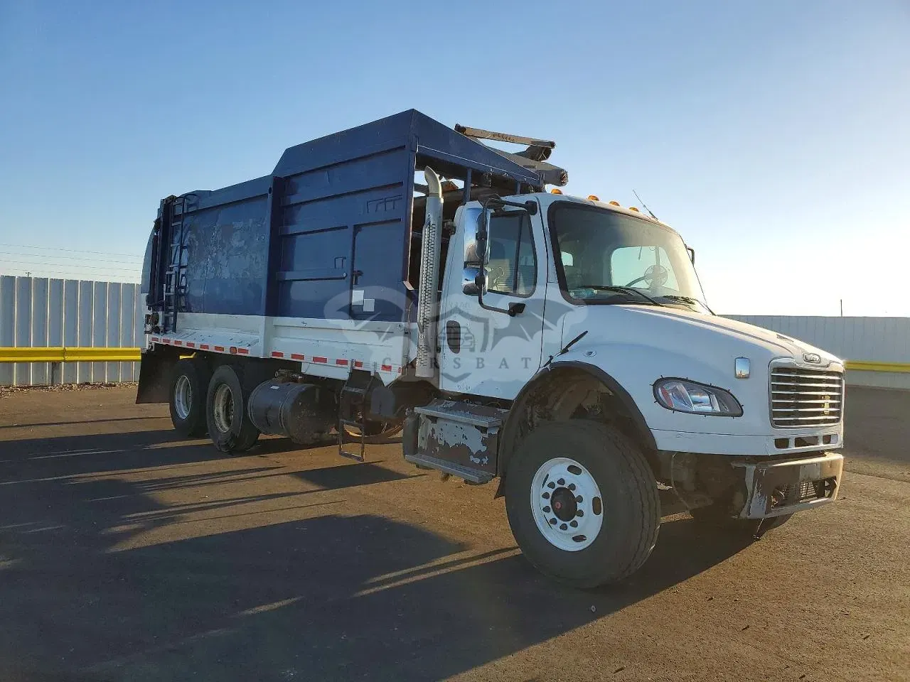 Freightliner Business Class M2 8.9L 6 2016