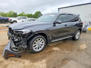 BMW X5 3.0L 6 2023