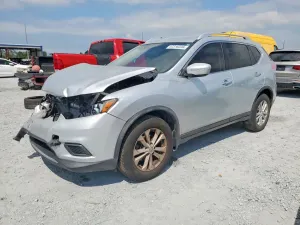 Nissan Rogue 2.5L 4 2015