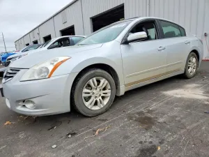 Nissan Altima 2.5L 4 2012