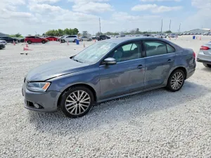 Volkswagen Jetta 1.8L 4 2014