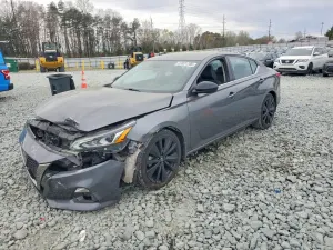 Nissan Altima 2.5L 4 2020