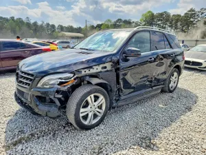 Mercedes-Benz ML 3.5L 6 2015